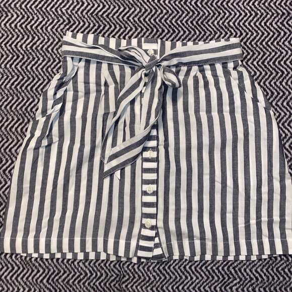 Charlotte Russe Blue Button Up skirt - Picture 2 of 2